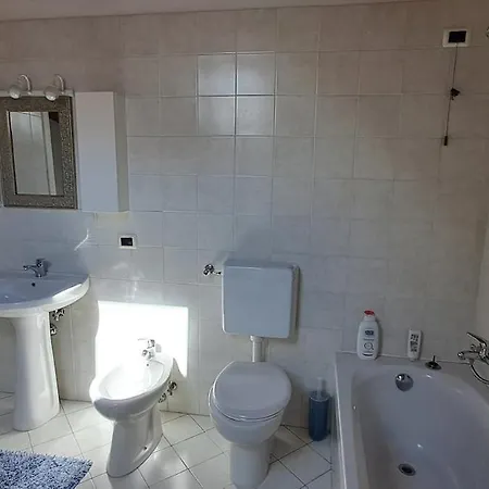 Casa Di Charme Su Due Livelli Nel Centro Storico