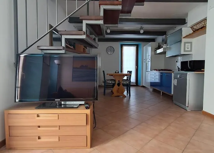 Casa Di Charme Su Due Livelli Nel Centro Storico